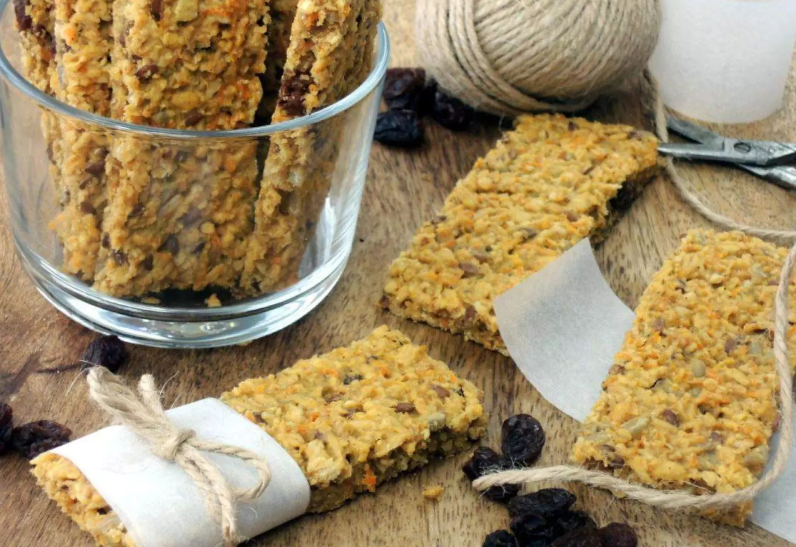 Mrkvové müsli tyčinky s pomerančem