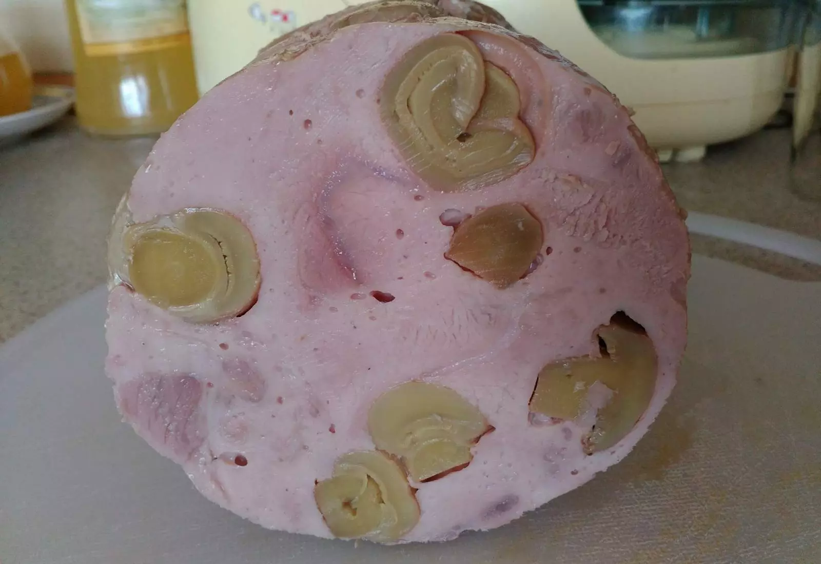 Domácí vepřová šunka s baby žampiony