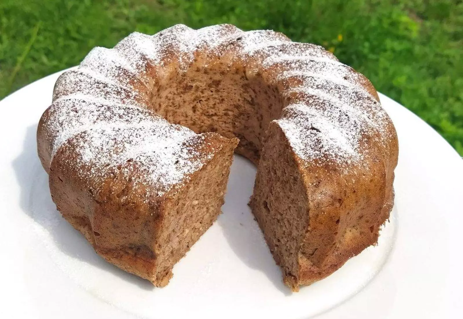 Ořechová bábovka se skořicí - LC